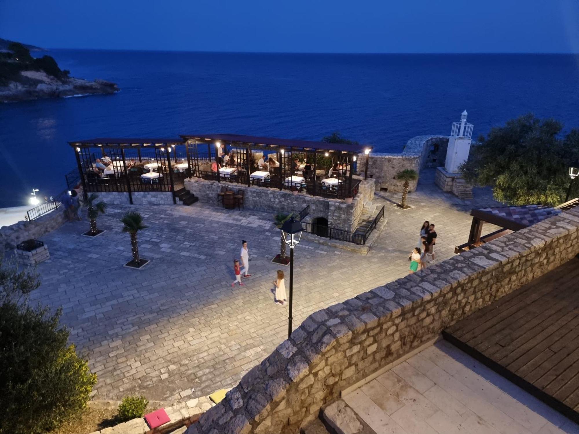 Hotel Kulla e Balshajve Ulcinj Esterno foto