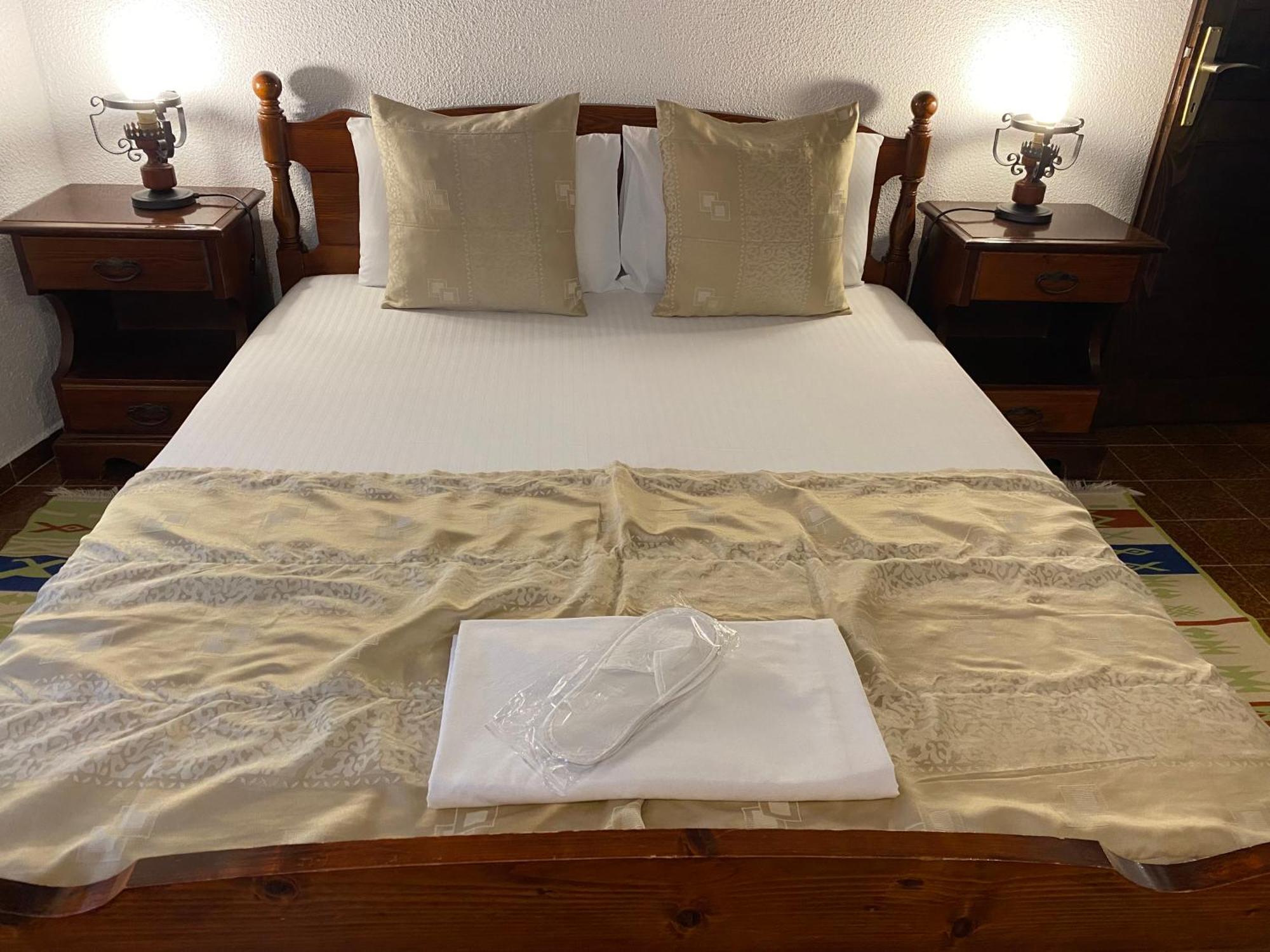 Hotel Kulla e Balshajve Ulcinj Esterno foto
