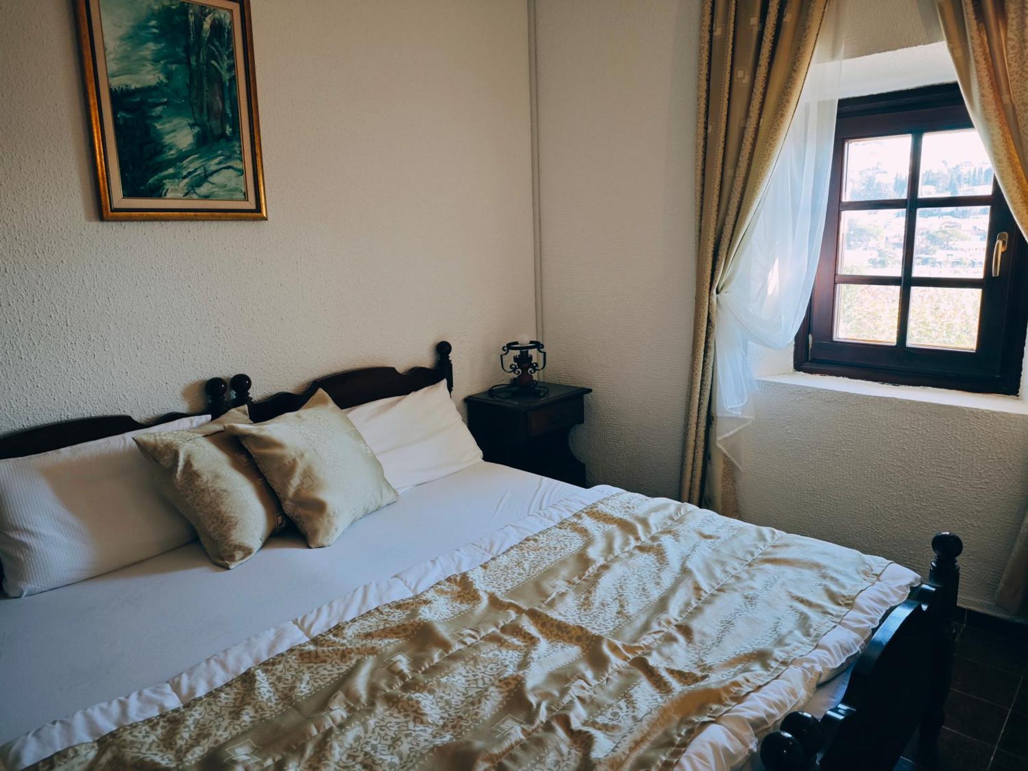 Hotel Kulla e Balshajve Ulcinj Esterno foto