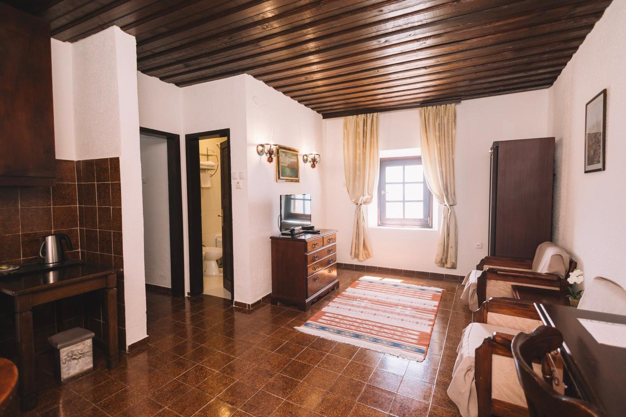 Hotel Kulla e Balshajve Ulcinj Esterno foto