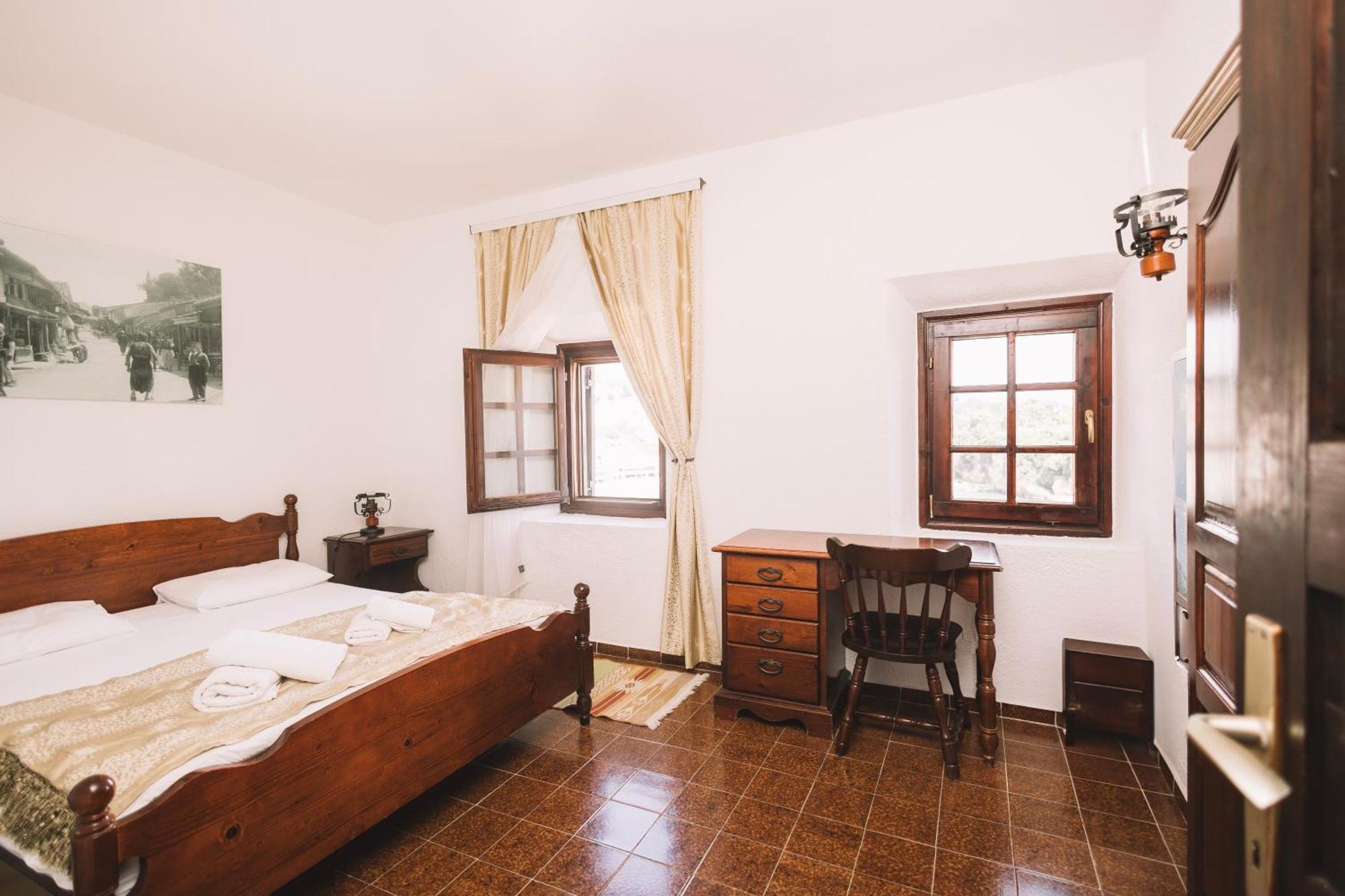 Hotel Kulla e Balshajve Ulcinj Esterno foto